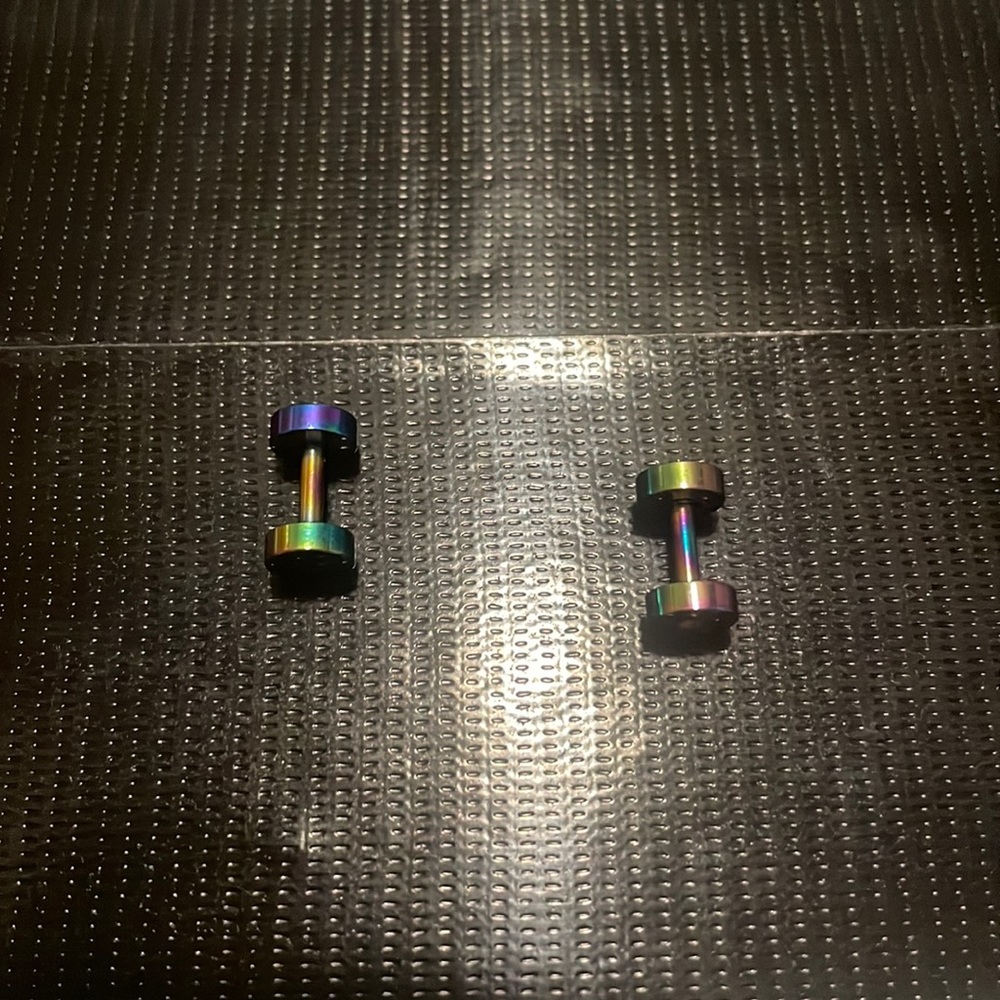 Oil spill barbell gauges